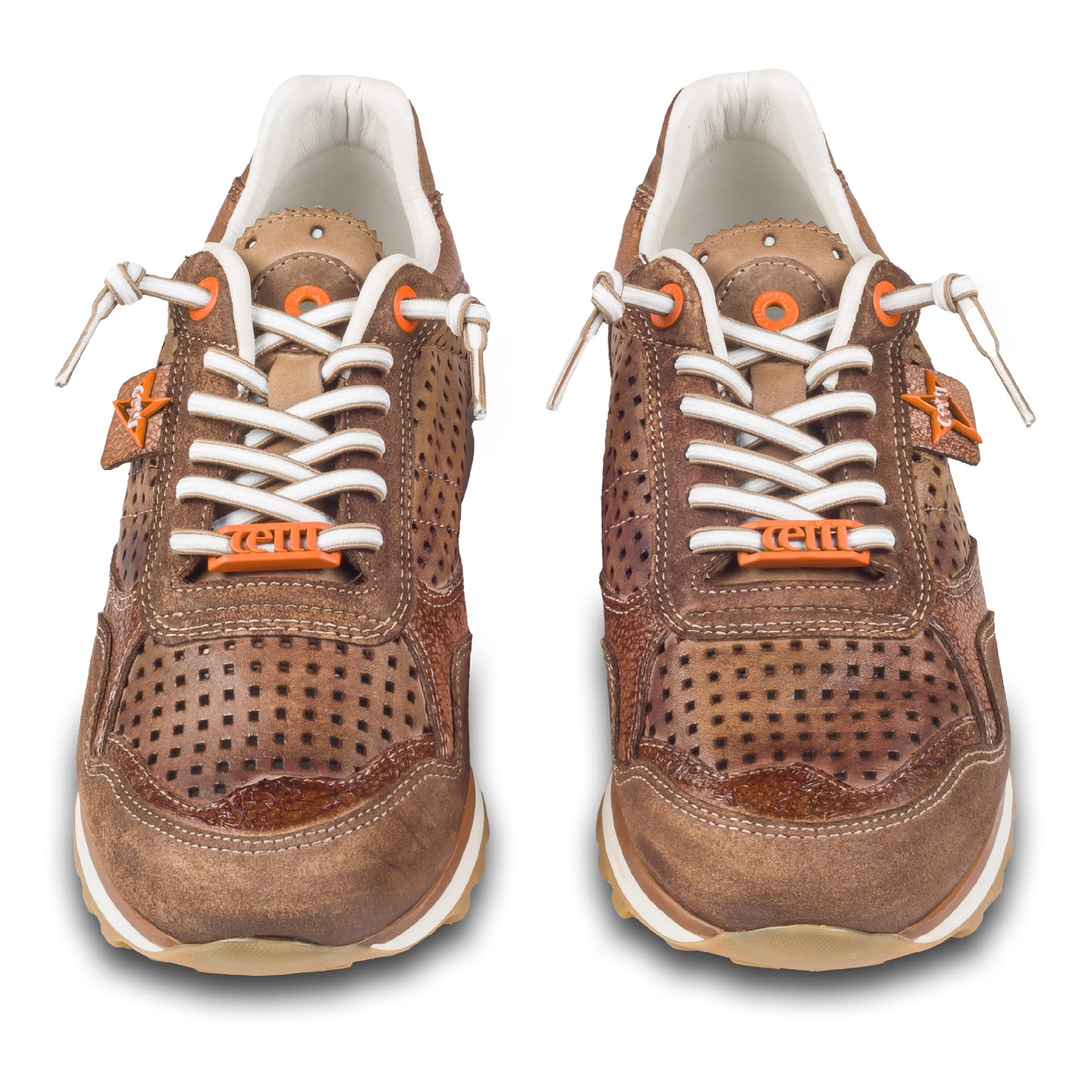 CETTI Herren Sommer Leder Sneaker, Modell „C848“ in braun (used tin cappuccino). Perforiertes Leder. Made in Spain. Paarweise Ansicht von vorne.