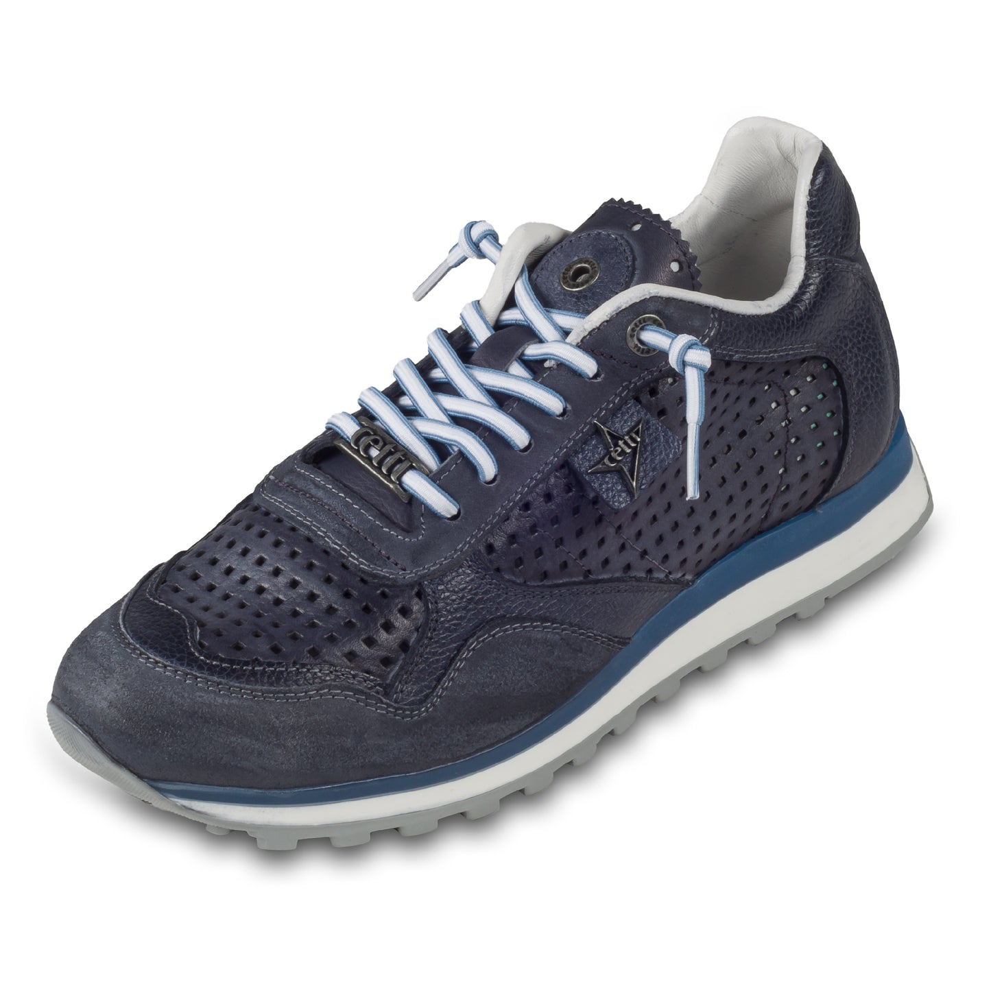 CETTI Herren Leder Sneaker, Modell „C848“ in dunkel blau / grau (used tin antracite), Made in Spain. Ansicht der Ferse und Sohlenunterseite. Schräge Ansicht linker Schuh.