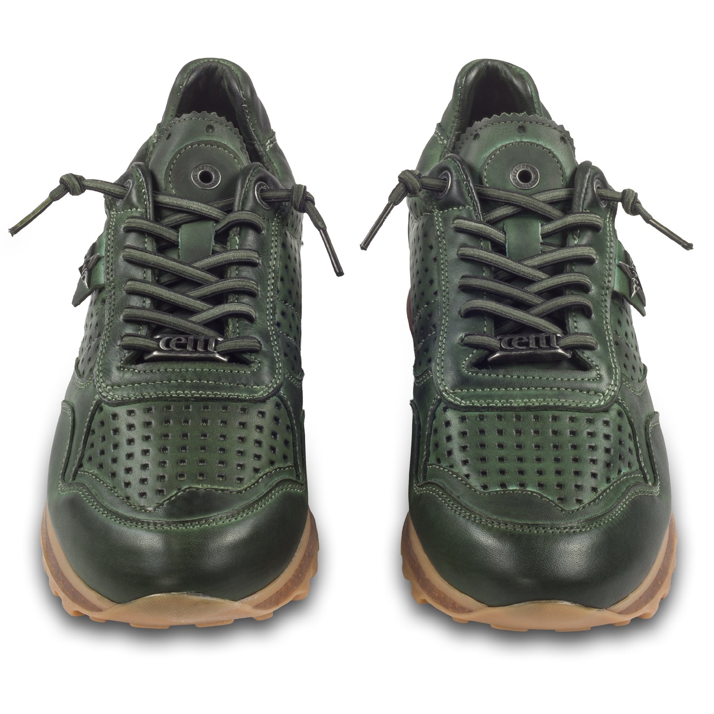 CETTI Herren Leder Sneaker, Modell „C848“ in grün (used tin musgo). Perforiertes Leder. Made in Spain. Paarweise Ansicht von vorne.