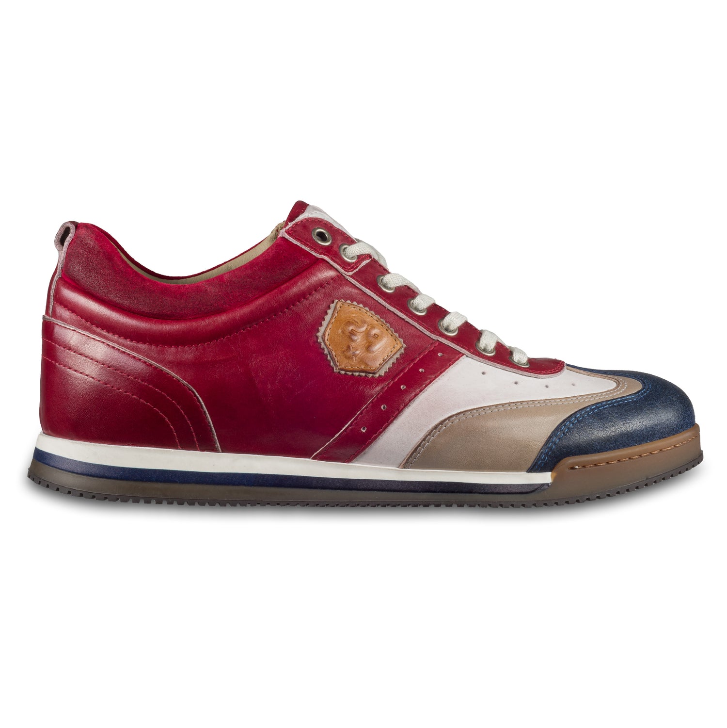 KAMO-GUTSU Herren Leder Sneaker rot / weiß / blau / grau, Retro-Optik. Modell SCUDO-005 rosso combi. Handgefertigt in Italien. Ansicht der Außenseite rechter Schuh. 