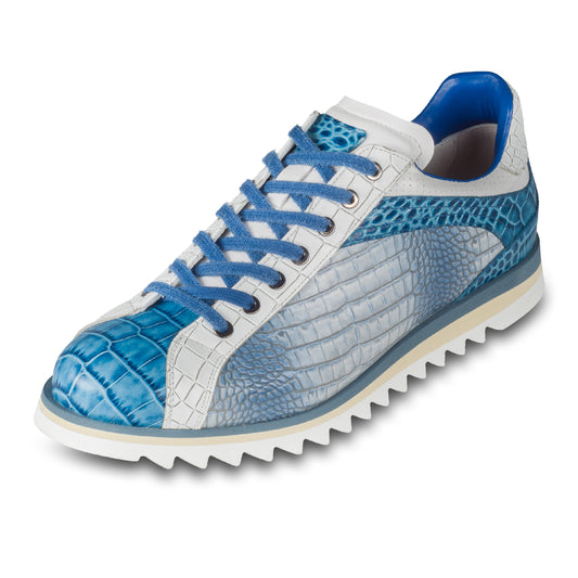 LORENZI Sneaker Herren blau/weiß - Kalbsleder mit Kroko-Prägung, handgefertigt. Ansicht linker Schuh schräg