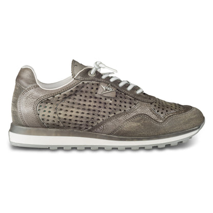 Cetti Herren Low-Top Sneaker, grau, Modell C-848 perforiert. Kalbsleder. Ansicht Außenseite rechter Schuh