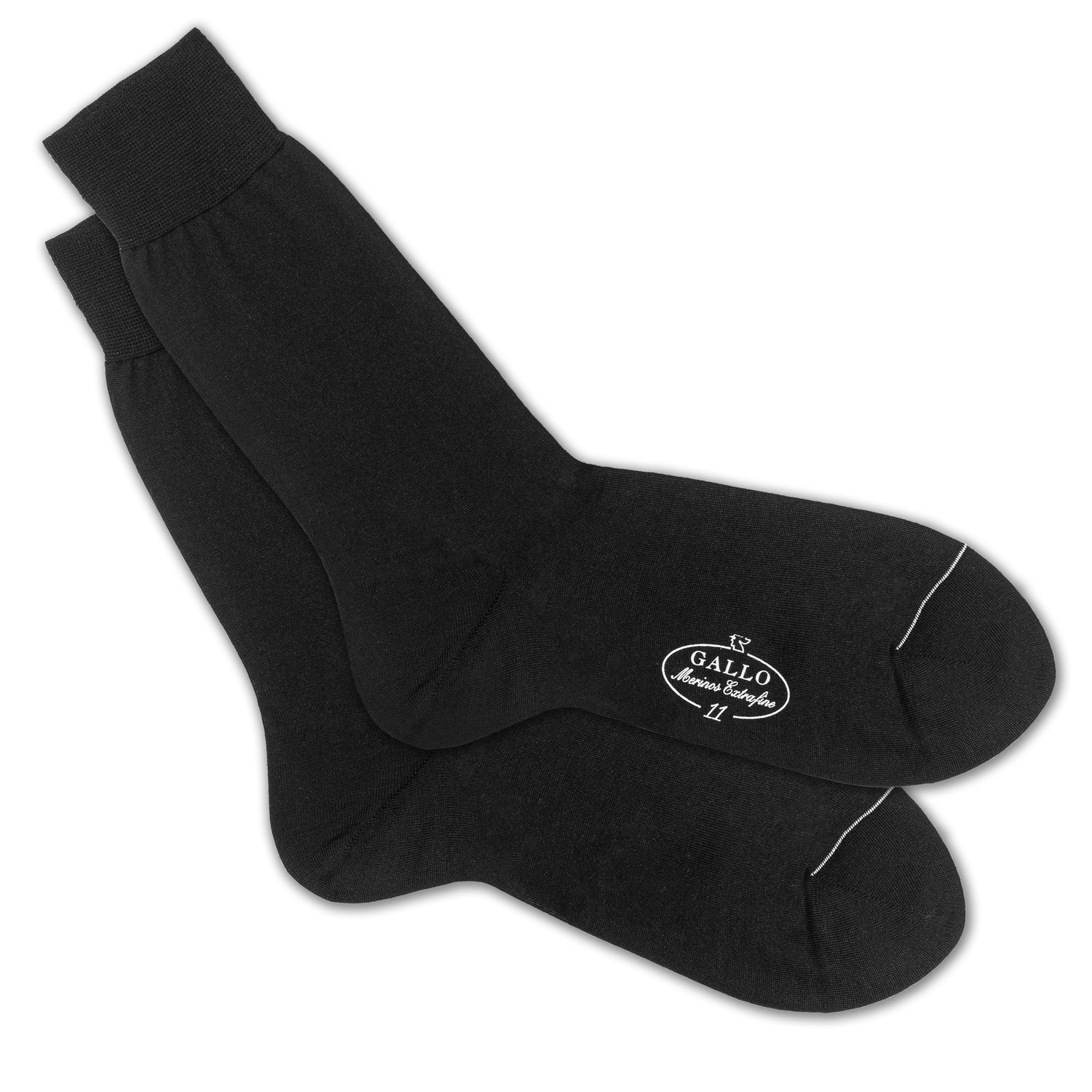 Italienische Herren-Socken in schwarz von GALLO, aus 80% Baumwolle mit 20% Polyamid. Glatte Optik. Gefertigt in Italien. Paarweise Ansicht