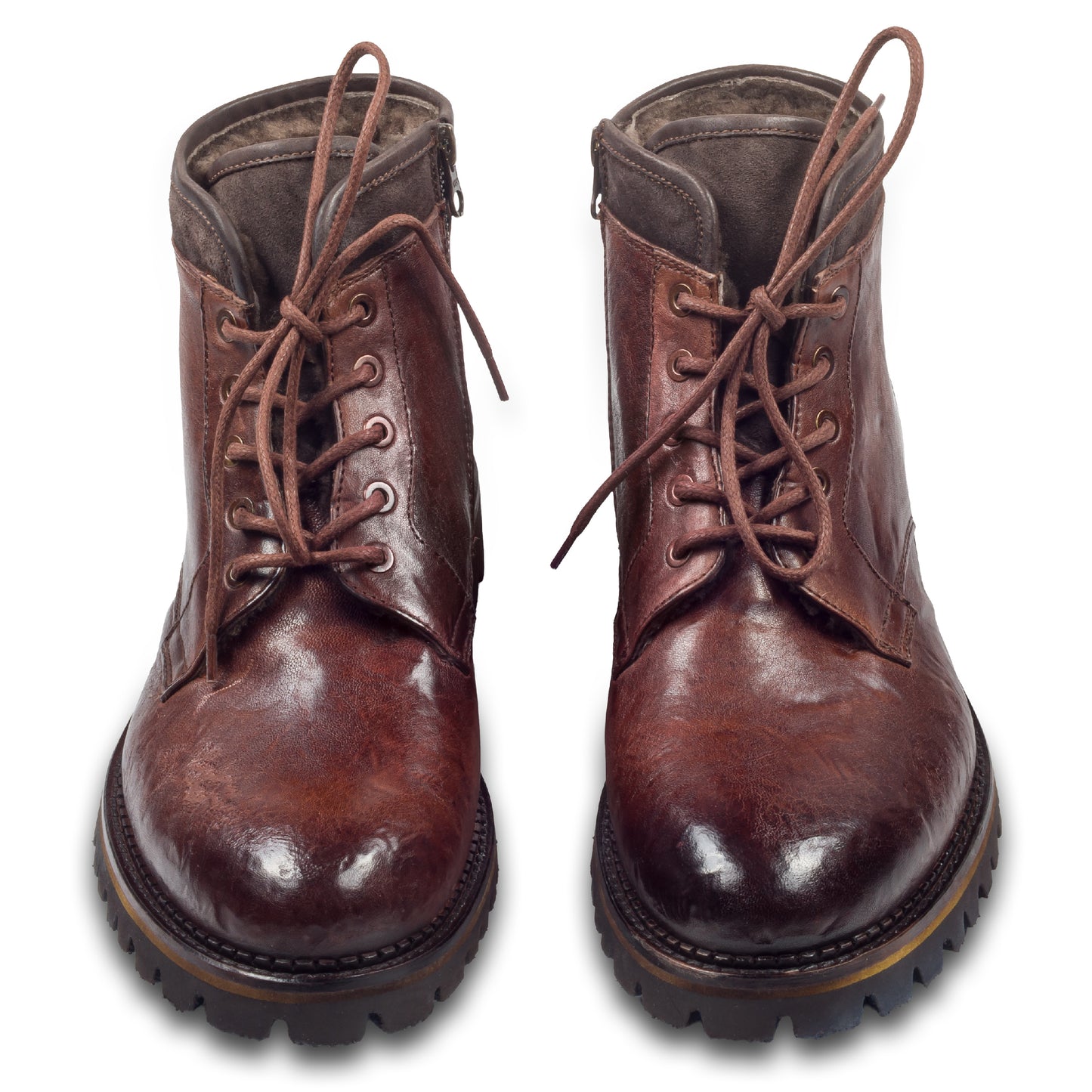 LORENZI Herren Stiefelette mit Lammfell in Braun. Aus Kalbsleder im stonewashed-Verfahren bearbeitet und  mit Reißverschluß. Wildleder am Schaft. Handgefertigt in Italien. Paarweise Ansicht von vorne