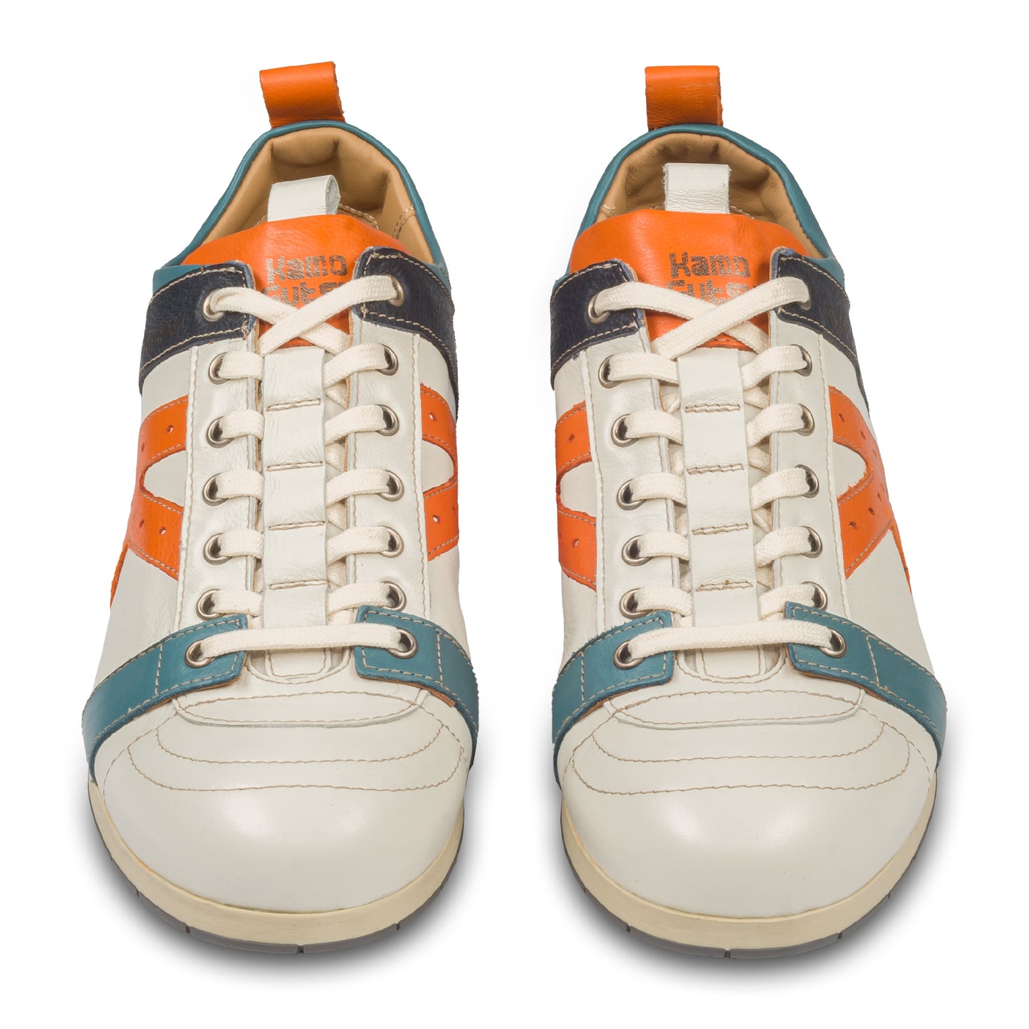 KAMO-GUTSU Herren Leder Sneaker, weiß mit orange und blau, Modell TIFO-042 gel ice arancio. Handgefertigt. Paarweise Ansicht von vorne.