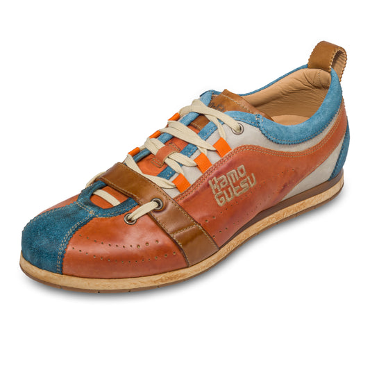 KAMO-GUTSU Herren Sneaker, orange/hellblau, Retro-Style, TIFO-017, schräge Ansicht einzelner Schuh