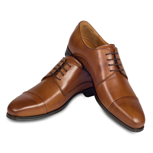 Nicola Benson Anzugschuh, Captoe Derby mittelbraun / cognac braun. Ansicht paarweise gekreuzt